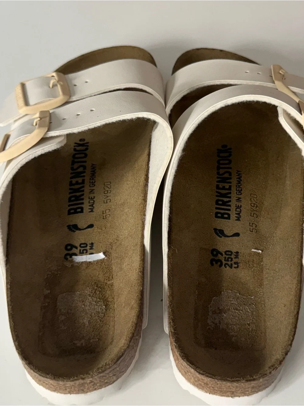 Birkenstock Arizona Birko-Flor in Eggshell 8